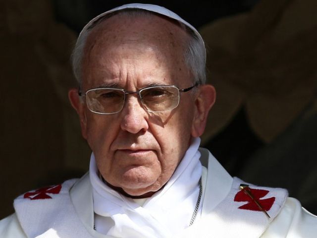 Pata RUȘINOASĂ de pe obrazul Papei Francisc. Practica odioasă a Bisericii Catolice pe care încearcă să o țină ascunsă