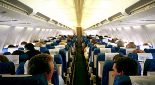 Cum poți primi sute de euro despăgubiri dacă avionul întârzie sau zborul se anulează