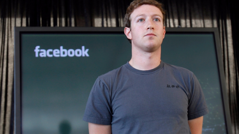Previziunea SUMBRĂ fondatorului Facebook: Smartphone-ul este pe cale de DISPARIȚIE