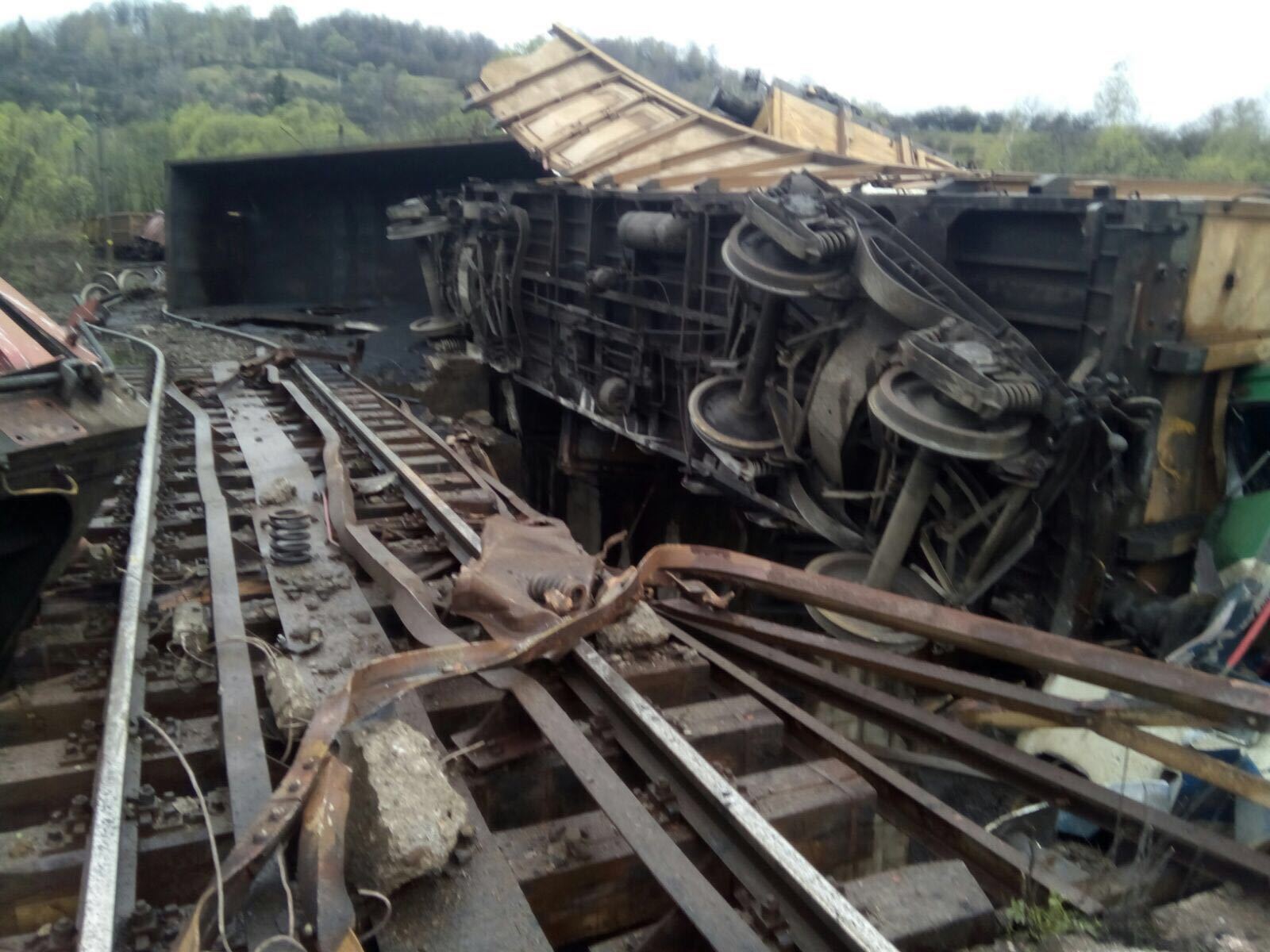 Concluzii înfiorătoare ale medicului legist. Cum au murit cei doi mecanici de locomotivă