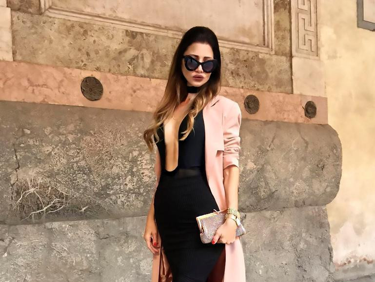 Este cea mai frumoasă BUNICĂ din lume. Bloggerul de modă are sute de mii de fani pe Instagram