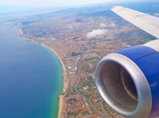 Barcelona își alungă TURIȘTII. Decizie controversată luată de primărița socialistă