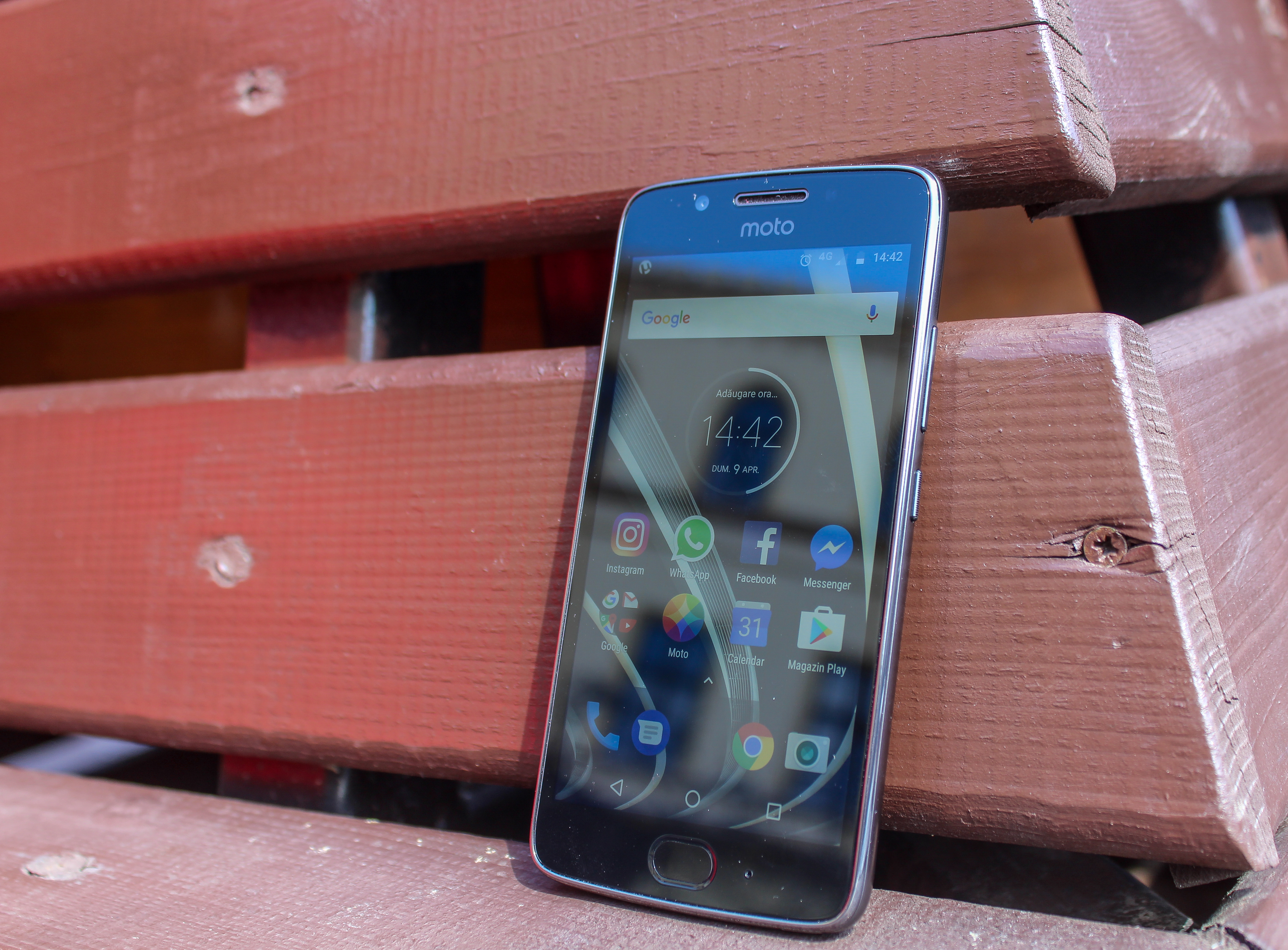 Gadget review: noul rege al smartphone-urilor de buget - VIDEOREVIEW