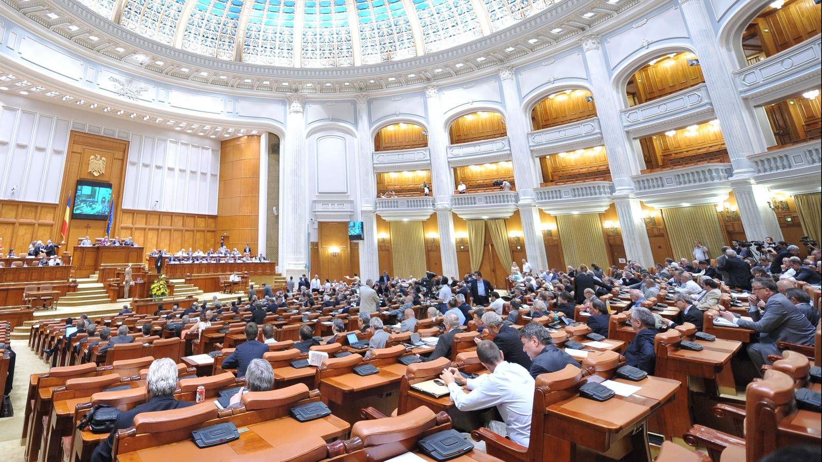 EXCLUSIV Ce conține proiectul de modificare a codurilor. Prevederile legate de abuz și conflict