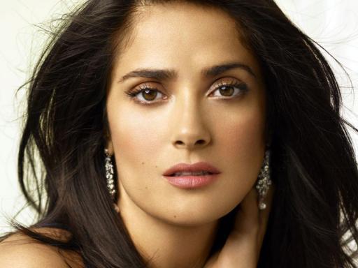 TRAGEDIE pentru Salma Hayek. Actrița este în doliu, iar fanii îi sunt alături în momentele grele
