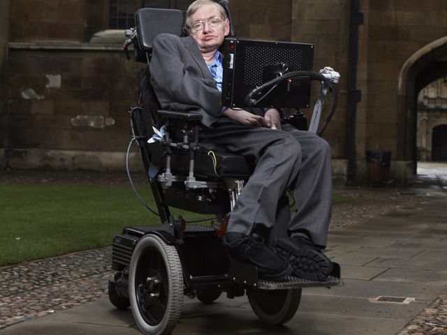 AVERTISMENT dur al lui Stephen Hawking: ''OMENIREA trebuie să părăsească Pământul în maximum 100 de ani''
