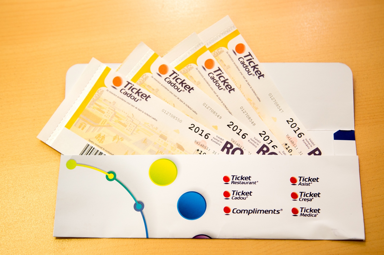 Ce bonusuri acordă companiile în acest an: Tichete cadou de Ziua Copilului, de Ziua Bancherului, a Energeticianului sau a Contabilului