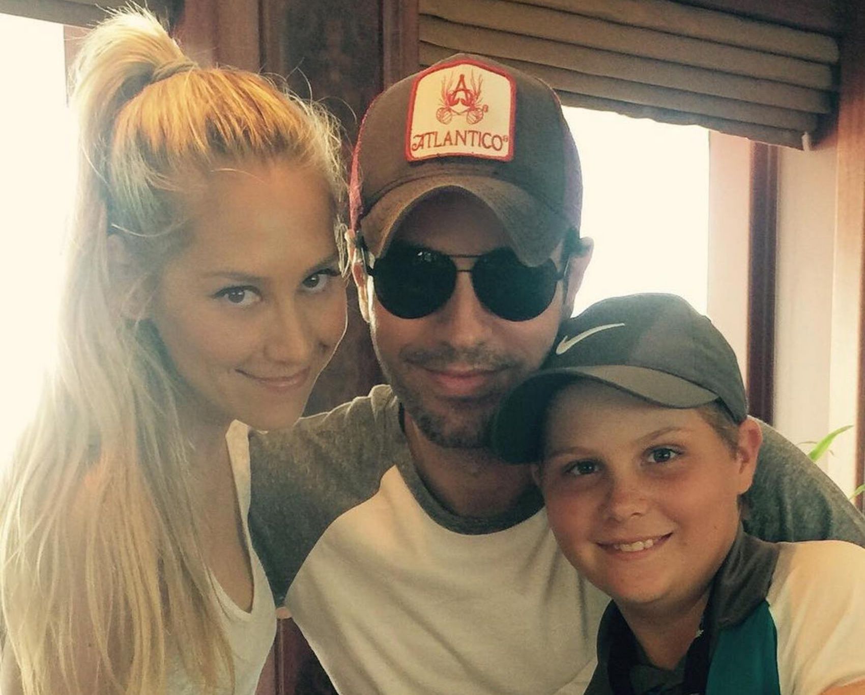 FOTO Cum arată acum Anna Kournikova, cea mai frumoasă tenismenă din WTA. Iubita lui Enrique are MILIOANE de admiratori chiar și la 10 ani de când s-a retras