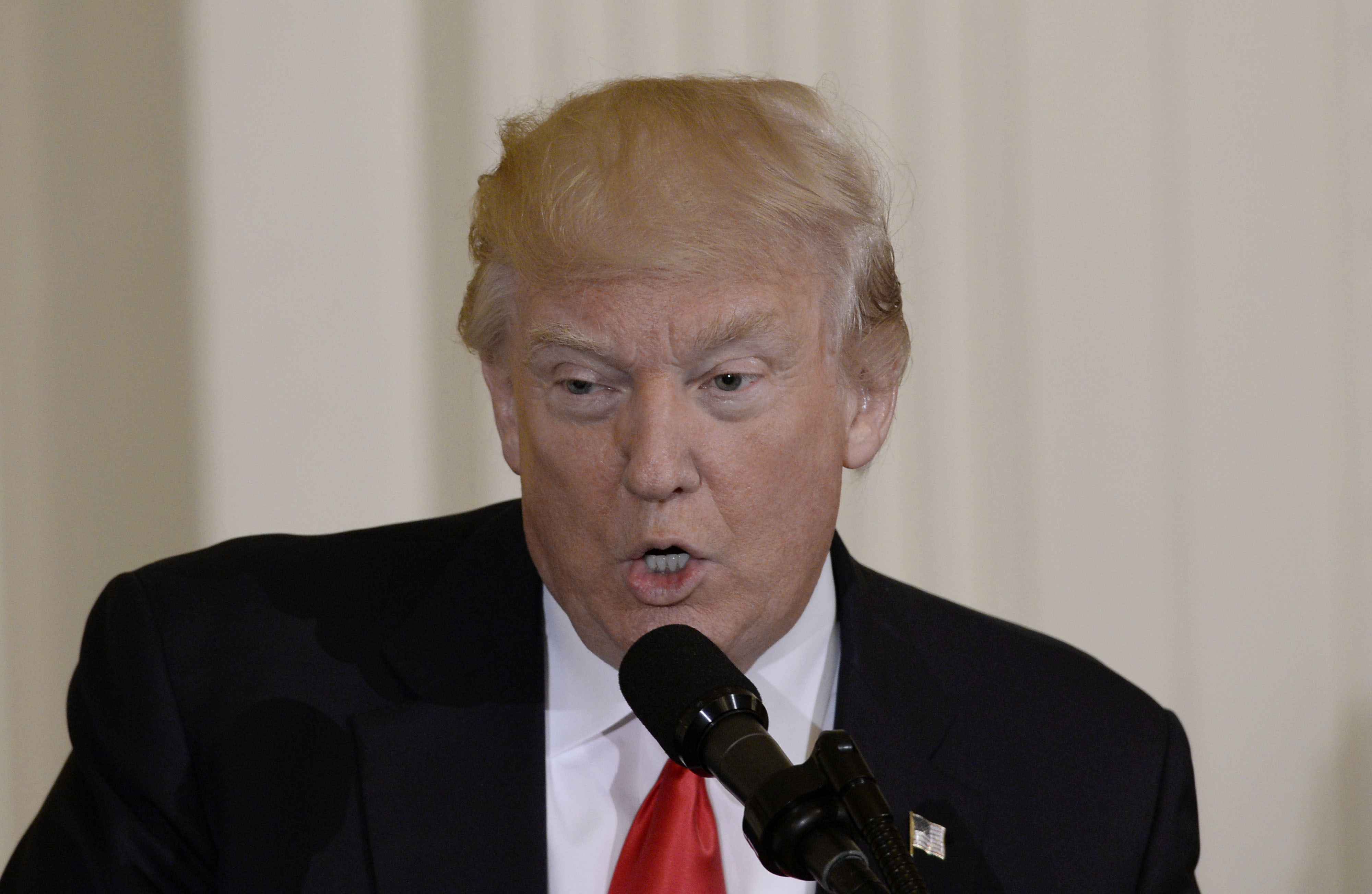 Măsurile FĂRĂ PRECEDENT ale oficialilor NATO pentru a-l ține treaz pe Donald Trump la summitul de la Bruxelles