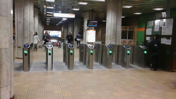 Metrorex începe din iulie lucrările de modernizare la stațiile de metrou cu un singur acces. Programul lucrărilor