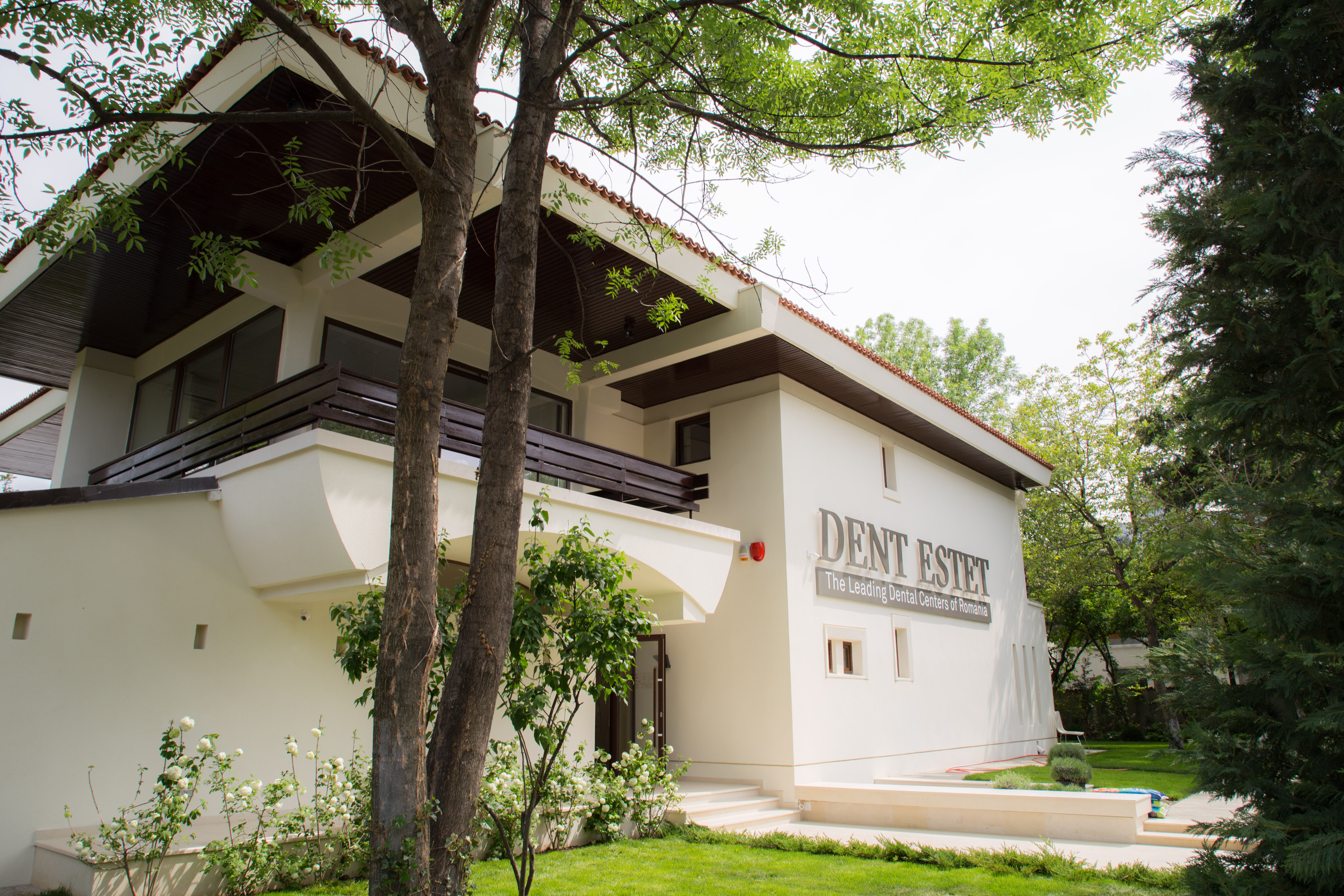Dent Estet investește 850.000 de euro într-o nouă unitate medicală din Capitală