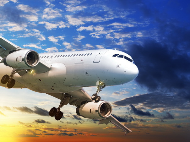 Un avion Blue Air cu 135 de pasageri la bord s-a întors de urgență pe Aeroportul Otopeni