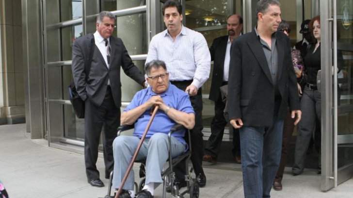 Povestea gangsterlui celebru eliberat din închisoare la vârsta de 100 de ani