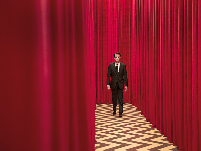 Cronică: Twin Peaks, un serial controversat