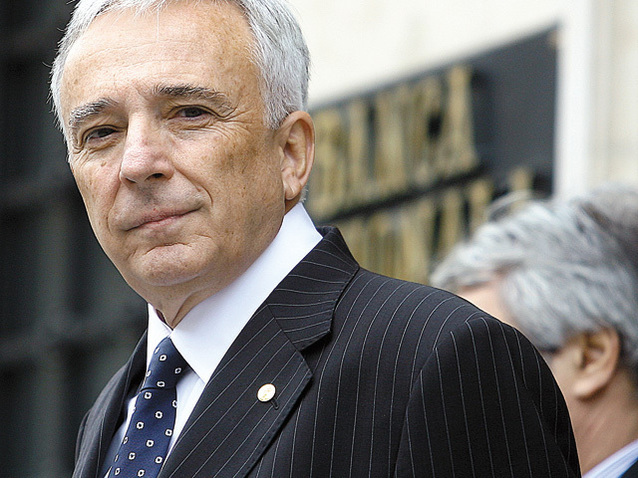 Cât a câștigat Mugur Isărescu anul trecut