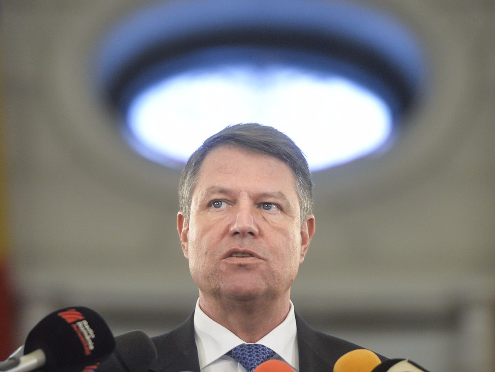 Propunerea REVOLTĂTOARE a unui lider MAGHIAR pentru Iohannis ar schimba HARTA României