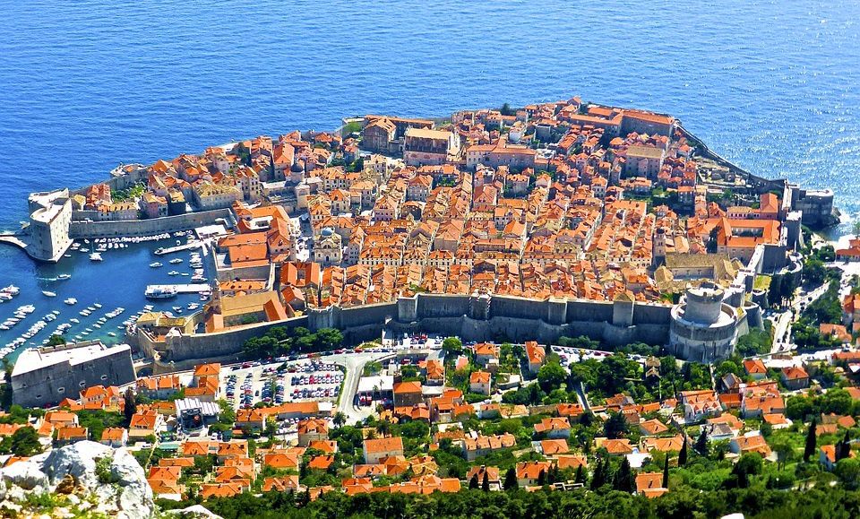 „Game of Thrones” aduce zeci de milioane de euro acestui oraș european