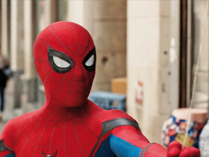 Spider-Man se cațără din nou în box-office