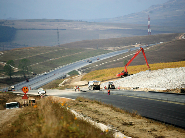 60 de kilometri noi de AUTOSTRADĂ. Unde va fi construită și cât costă