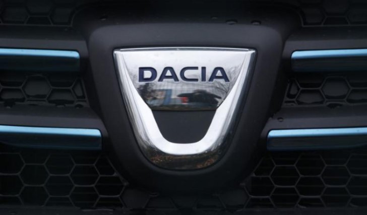 Pare o glumă, dar e real. Asta e Dacia MD87, ce s-a vrut rival pentru Ferrari