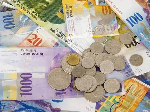 Banca Națională a Elveției, un investitor care poate printa bani la infinit, cumpără cantități record de acțiuni americane