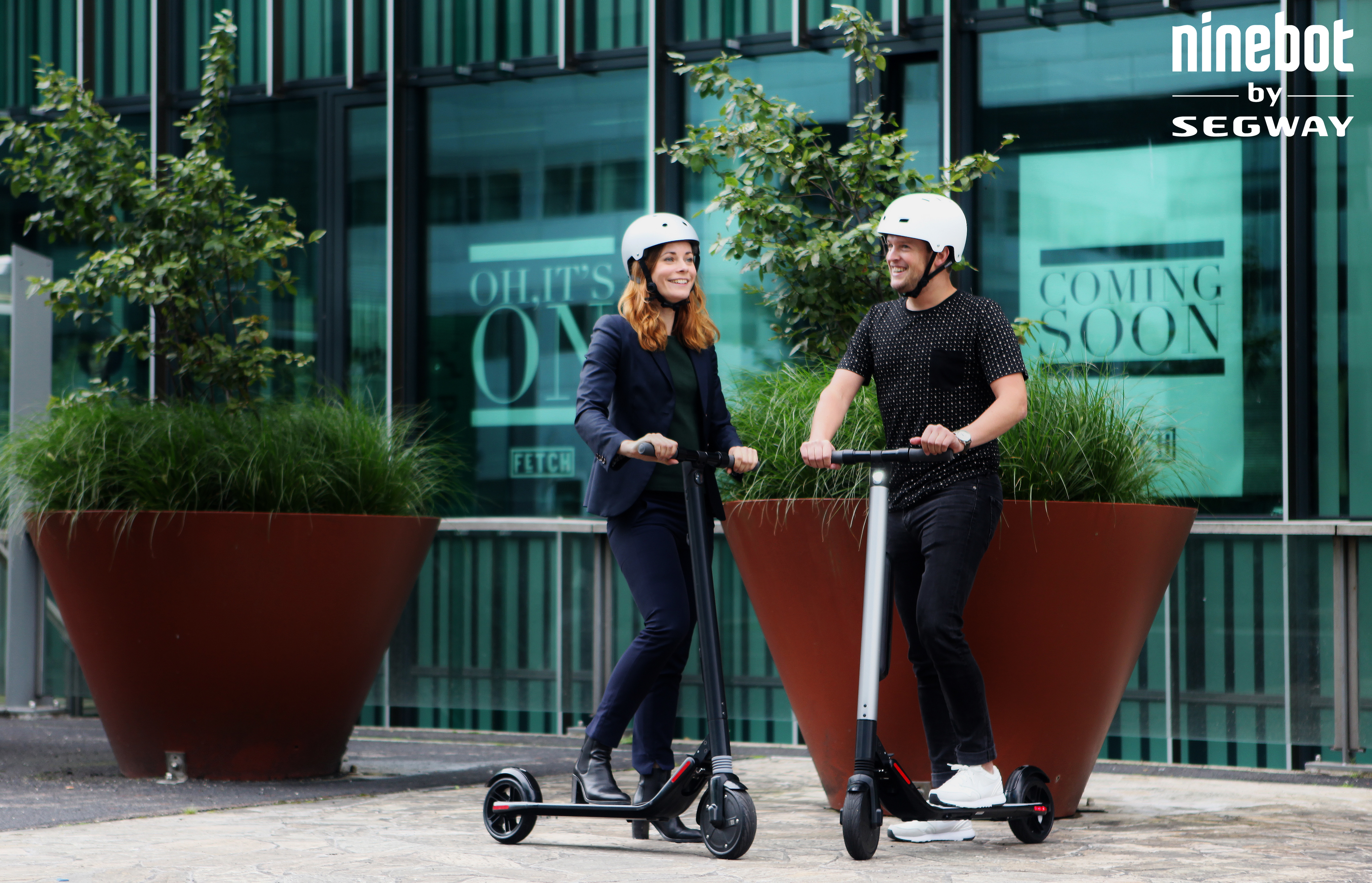 Segway lansează două trotinete electrice