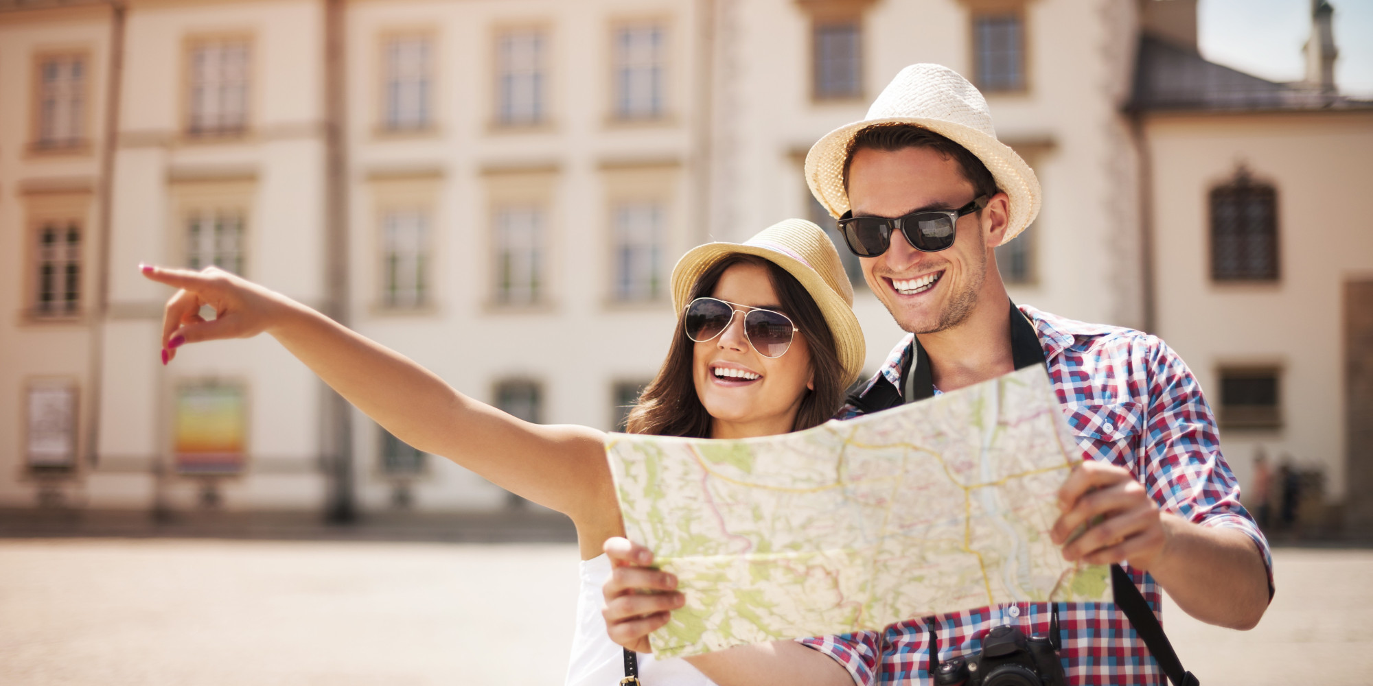 INS: Înnoptările turiștilor au crescut cu 7,3% în primul semestru din acest an