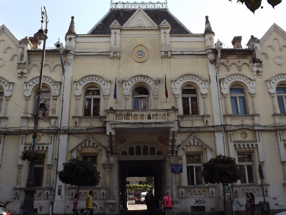 Palatul copiilor din Arad este scos la vȃnzare pentru 2,5 milioane de euro