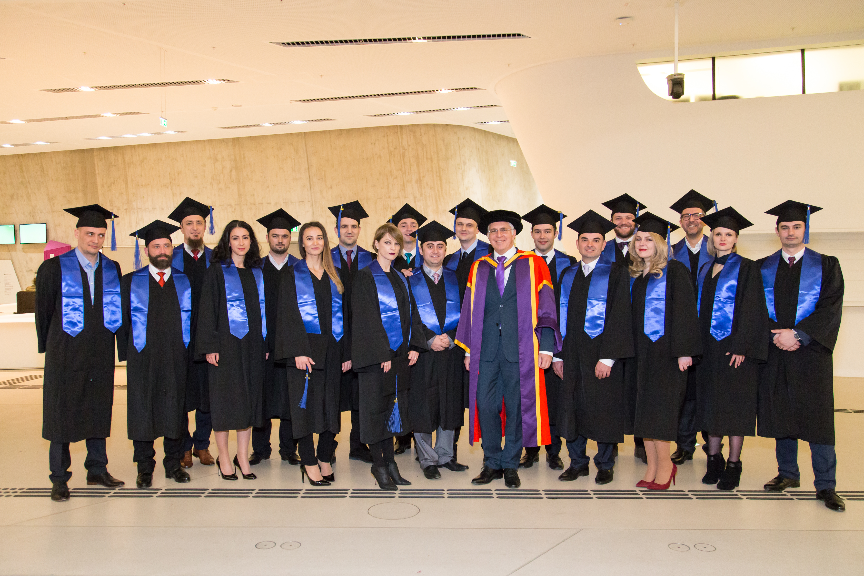 Încă două săptămâni pentru înscrieri la burse de studiu cu reduceri de până la 35% la programul WU Executive MBA Bucharest