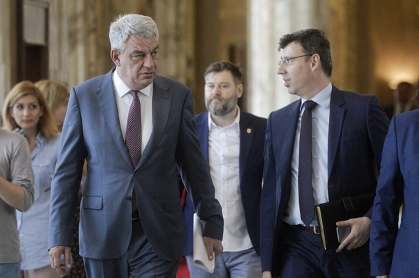 Oamenii de afaceri RĂSUFLĂ UȘURAȚI: Senatul a decis ce firme vor aplica Split TVA