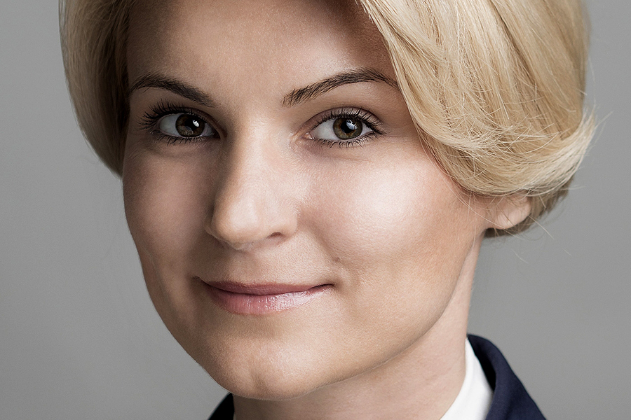 Andreea Paul propune părinților să transforme cadourile pentru profesori în educație pentru copii
