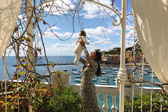 Cum arată fetița Mădălinei Ghenea - FOTO