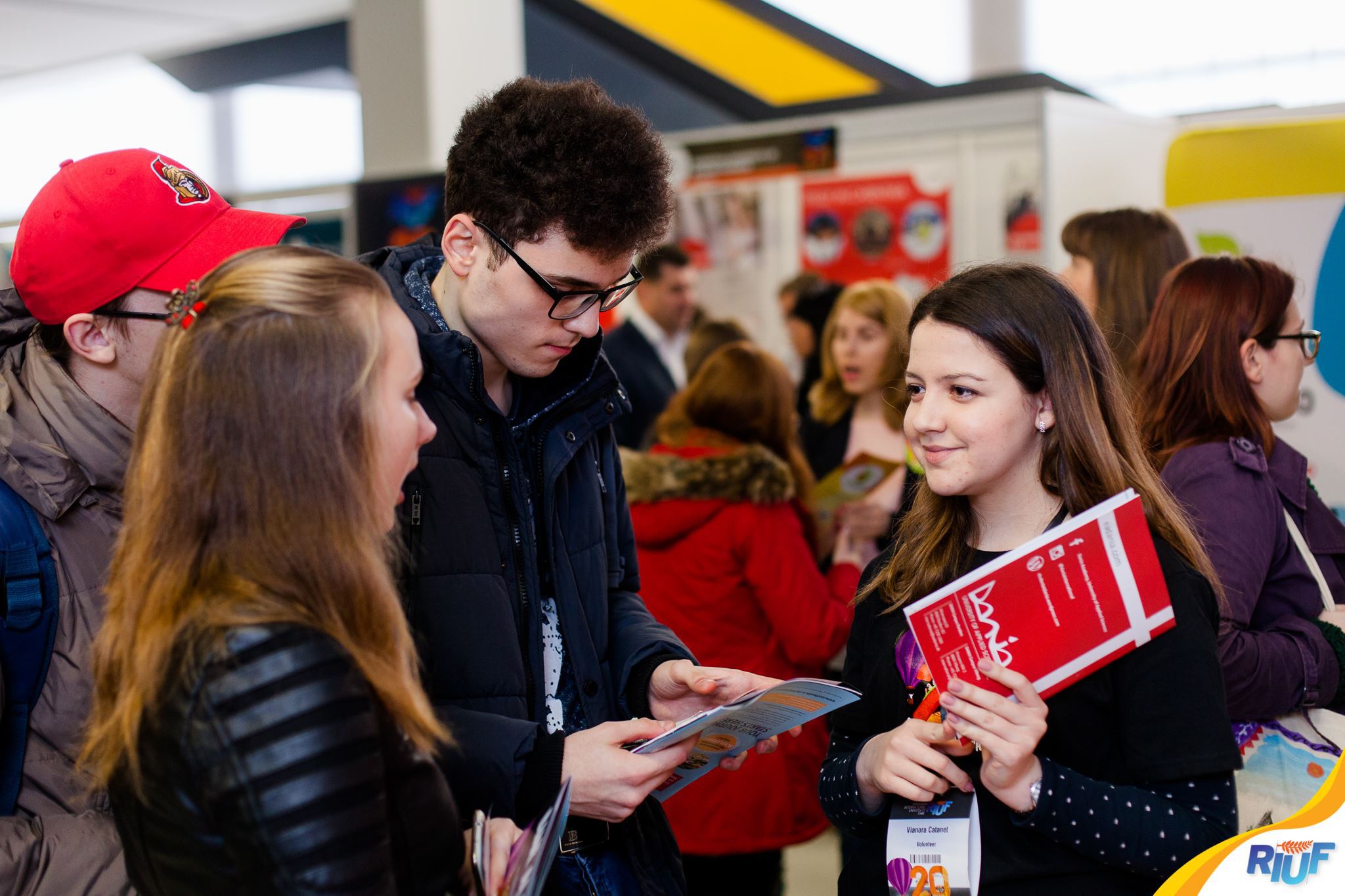 Peste 9000 programe de studiu din 10 țări la cel mai mare târg internațional de universități din Europa de Sud Est