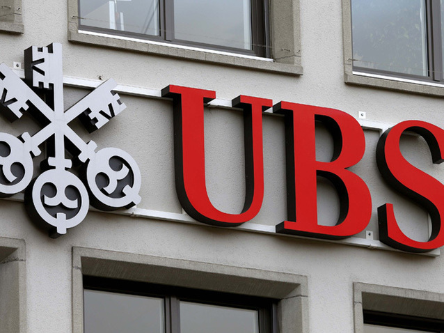 Elvețienii nu mai au ce face cu banii: Cum au ajuns WC-urile de la UBS înfundate cu bancnote de 500 de euro