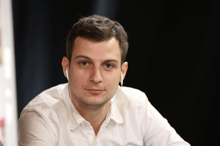 Cine este și cât câștigă cel mai bun jucător de poker din România