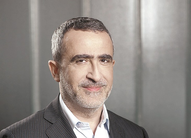 Ce ne rezervă viitorul: un robot software poate face munca a cinci oameni și nu cere majorări salariale sau bonusuri