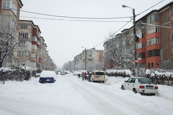 Orașul FĂRĂ contracte de deszăpezire pe următorii 3 ani, pe MOTIV că „nu este atât de simplu”