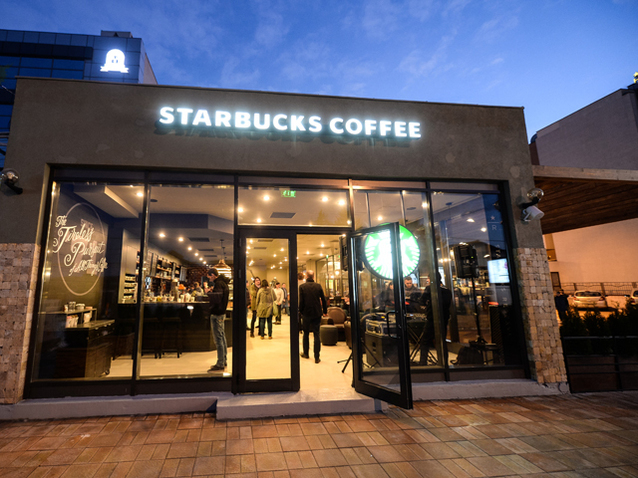Starbucks deschide până la finalul anului un nou tip de magazin în România. Unde va fi amplasat