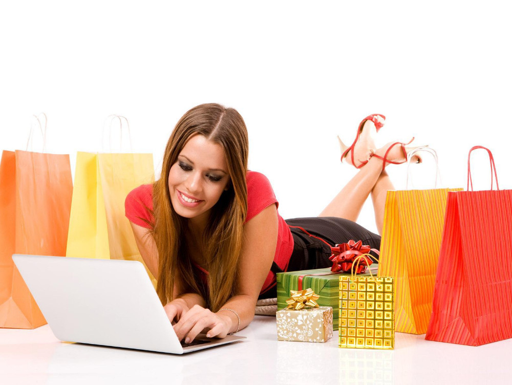 Un salariu pe zi în România: Cât câștigă un analist în e-commerce