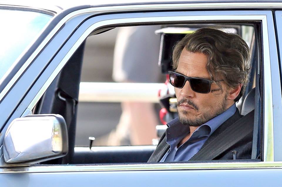 Johnny Depp cheltuia 30.000 de dolari pe lună doar pe vin