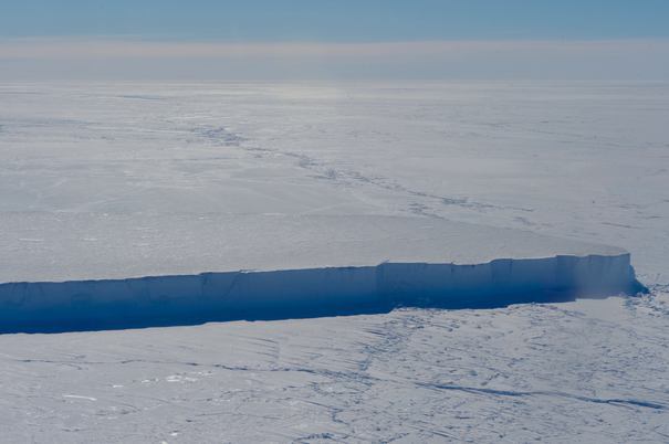 Descoperirea INCREDIBILĂ de sub aisbergul din Antarctica: Nu am observat niciodată așa ceva pe Pământ