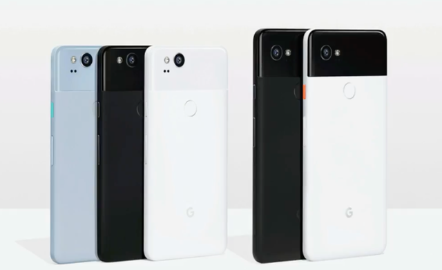 Google a lansat două noi smartphone-uri, căști care traduc în timp real din 40 de limbi și un laptop