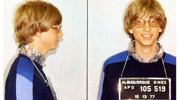 Dacă s-ar apleca după 100$, Bill Gates ar pierde 400$. Una dintre cele mai bune glume despre cel mai bogat om din lume