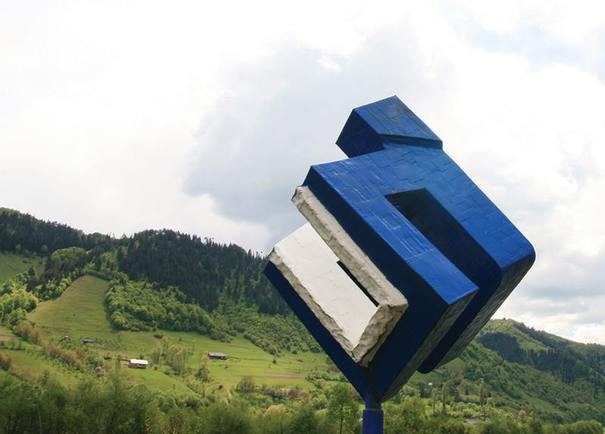 De ce a tăiat primarul dintr-o comuna din România o sculptură aflată în patrimoniul orașului și a dus-o la fier vechi