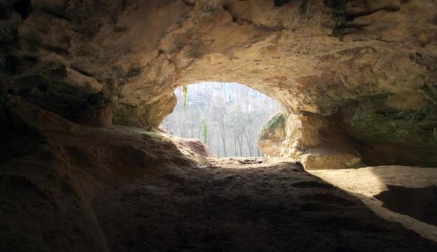 O descoperire surprinzătoare dintr-o peșteră din Croația scoate la iveală că suntem ''mai neanderthali'' decât credem