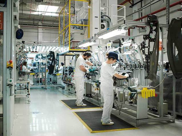 Revolta din industria auto: Salariul minim a crescut, dar drumuri tot nu avem. Statul nu a făcut nimic