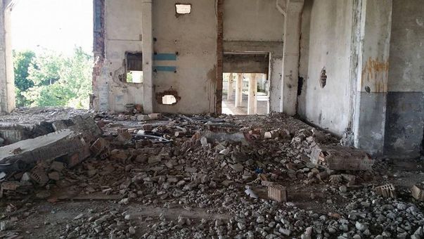 Industria românească transformată în ruine. Cum au ajuns marile fabrici niște locuri părăsite