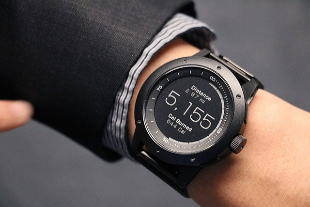 Smartwatch-ul care nu trebuie încărcat niciodată