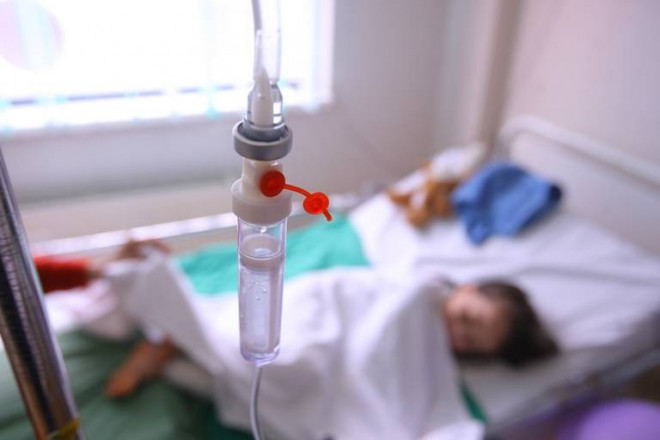 Un medic pediatru a izbucnit în lacrimi din cauza lipsei imunoglobulinei. Plângere penală, înregistrată pe numele ministrului Bodog