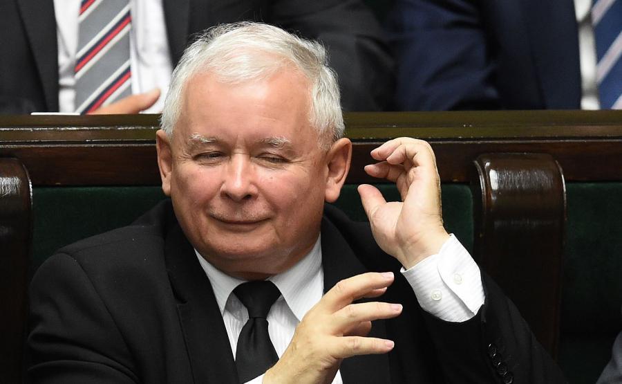 Partidul de guvernământ din Polonia acuză:Decizia CE "nu are nicio valoare",este motivată politic